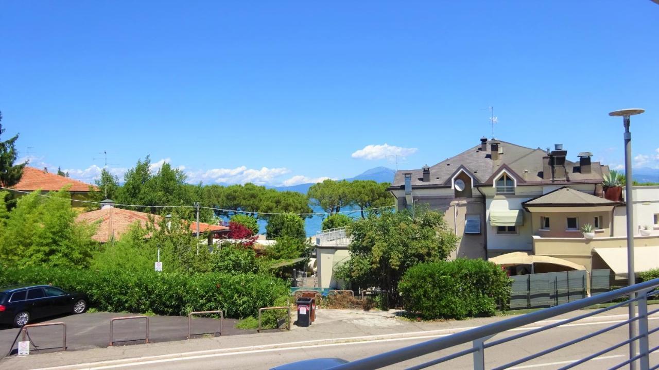 Holiday House Al Porto View Lake Peschiera del Garda Eksteriør bilde