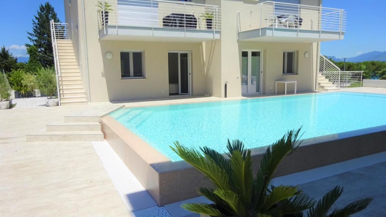 Holiday House Al Porto View Lake Peschiera del Garda Eksteriør bilde