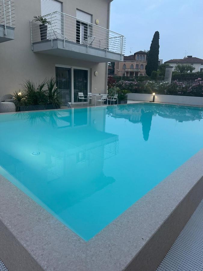 Holiday House Al Porto View Lake Peschiera del Garda Eksteriør bilde