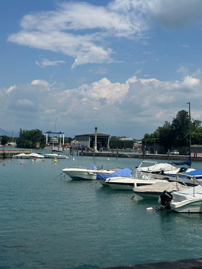 Holiday House Al Porto View Lake Peschiera del Garda Eksteriør bilde